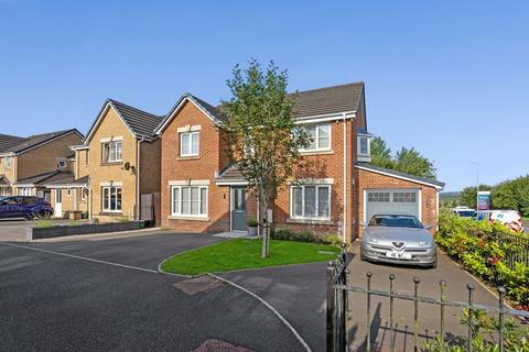 4 bed property, in St. Ilid's Meadow, £430,000