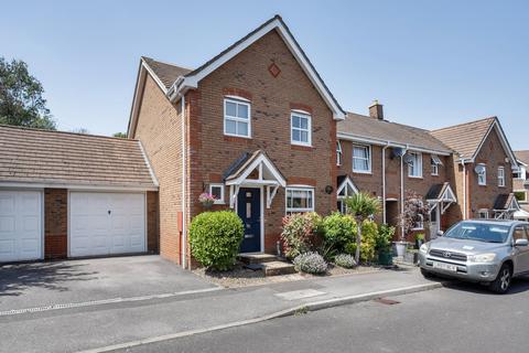 3 bed property, in Dickens Lane, £400,000
