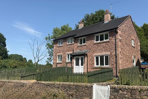 3 bed property, in The Green, £235,000
