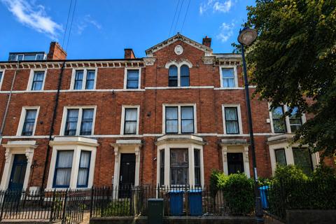 1 bed property, in Hartington Street, £60,000