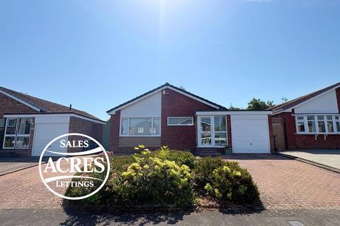 2 bed property, in Lapworth Drive, £375,000