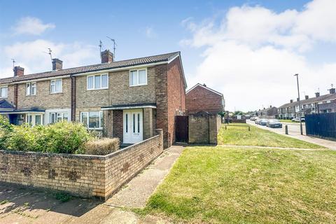 3 bed property, in Pevensey Walk, £180,000