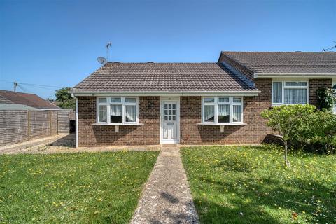 2 bed property, in Filbridge Rise, £230,000
