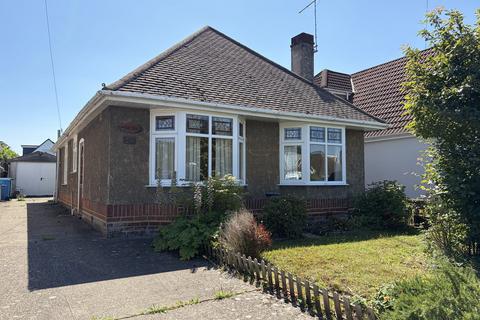 3 bed property, in Somerby Road, £325,000