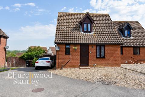 2 bed property, in Cotman Avenue, £270,000