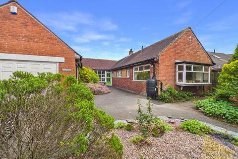 4 bed property, in Green Lane East, £380,000