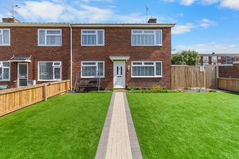 4 bed property, in Lime Kiln, £325,000