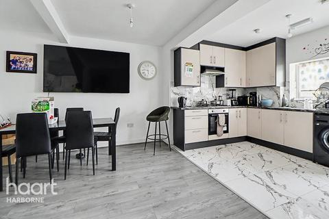 3 bed property, in Well Lane, £250,000
