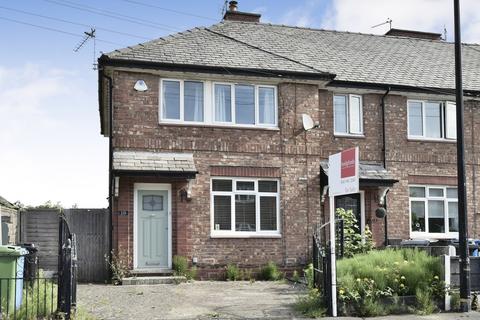 3 bed property, in Lee Avenue, £330,000