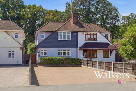 4 bed property, in Ingrave Road, £750,000