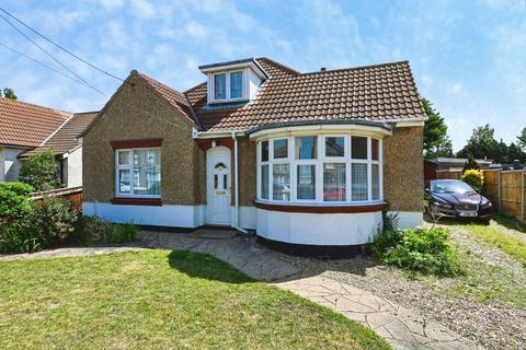 3 bed property, in Seagate Road, £325,000