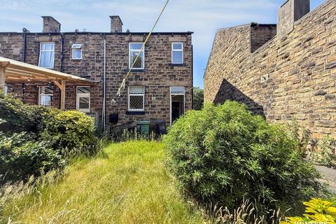 3 bed property, in Lees Hall Road, £160,000