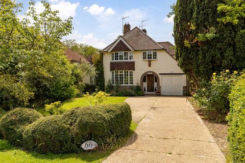 5 bed property, in Balcombe Road, £750,000
