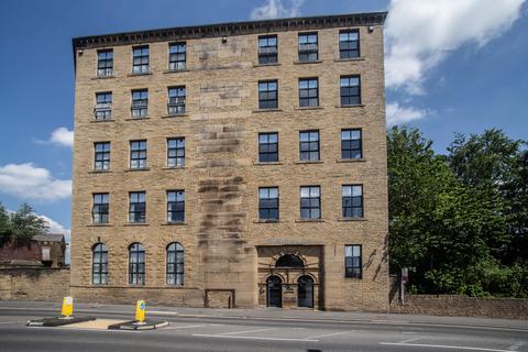 1 bed property, in Pellon Lane, £48,000