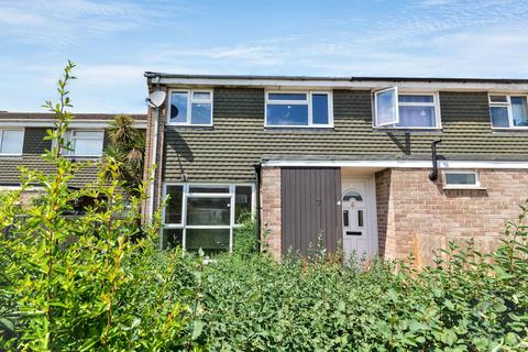 3 bed property, in 7 Wordsworth Road, £180,000