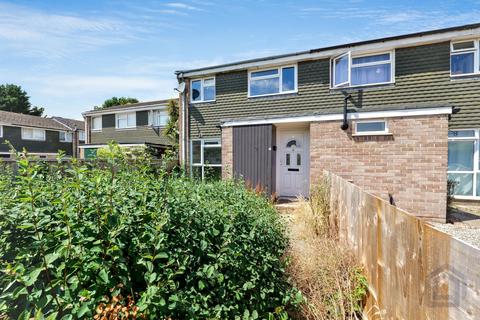 3 bed property, in 7 Wordsworth Road, £180,000