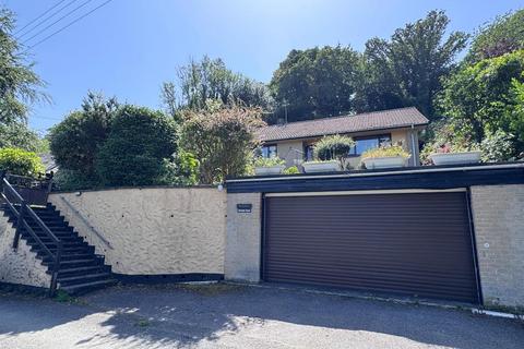 3 bed property, in Ricketts Road, £175,000