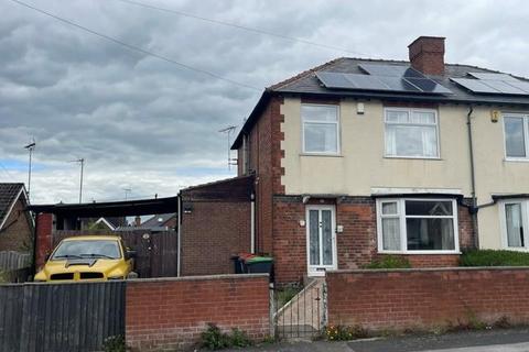 3 bed property, in Beulah Road, £175,000