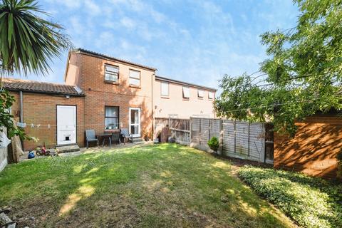 3 bed property, in Quarry Mews, £350,000