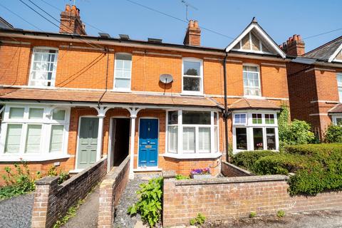3 bed property, in Test Road, £435,000