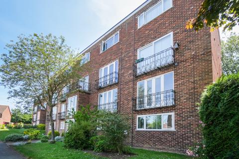 2 bed property, in Grosvenor House, £280,000