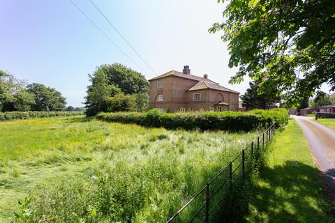 5 bed property, in Little Ouseburn, £1,000,000