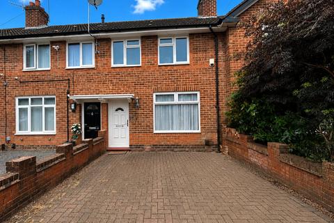 2 bed property, in Burnel Road, £225,000