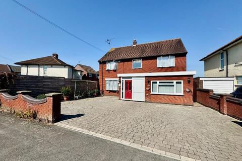 6 bed property, in Stanford Road, £575,000