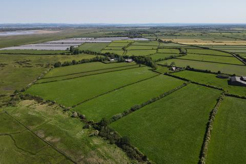 3 bed property, in Saltcoats Farm, £1,000,000