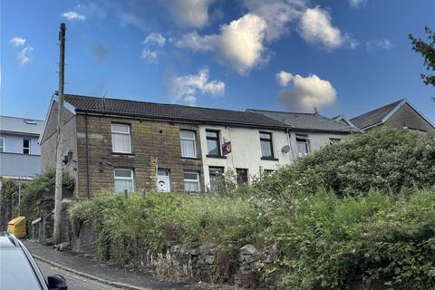 1 bed property, in Francis Street, £60,000