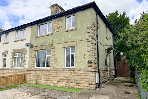 2 bed property, in Dawson Road, £169,500