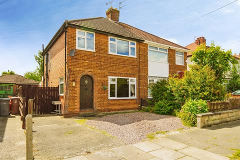 3 bed property, in Girtrell Road, £240,000