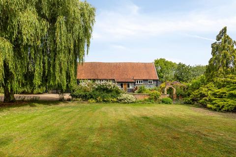 5 bed property, in Impressive Grade II Listed Barn Conversion in Saxlingham Nethergate, £950,000