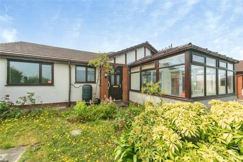 2 bed property, in Gwynan Park, £300,000