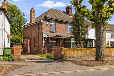 3 bed property, in Hornsby Crescent, £65,000