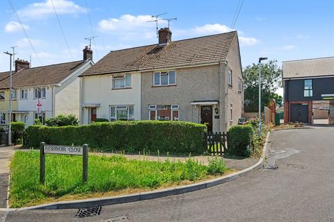 3 bed property, in Pyms Road, £365,000