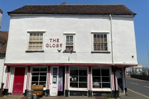 Studio, in Globe Inn, £90,000