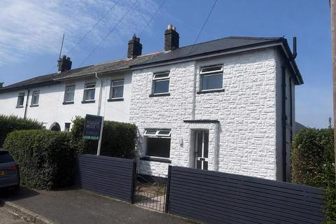 3 bed property, in 13 Chesham Parade, £199,000