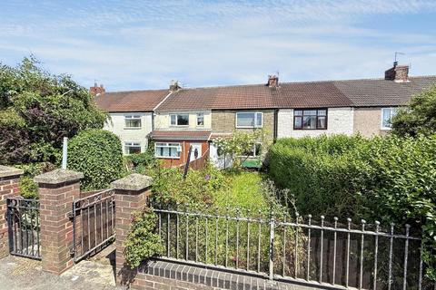 2 bed property, in Milbank Terrace, £45,000