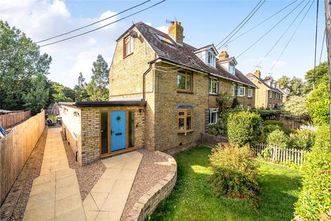 3 bed property, in Poplar View, £400,000