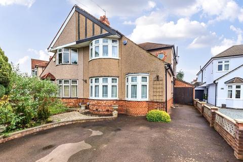4 bed property, in Haddon Grove, £675,000