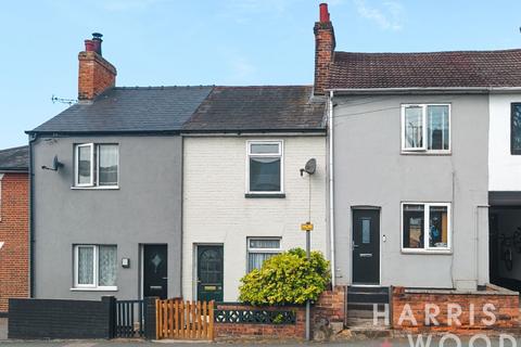 2 bed property, in Ipswich Road, £200,000