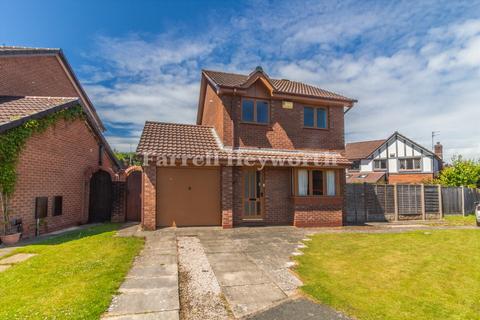 3 bed property, in Elderberry Close, £175,000