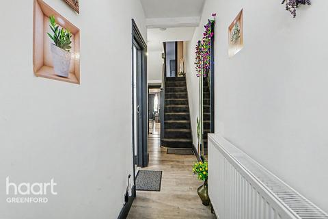 6 bed property, in Victoria Road, £700,000