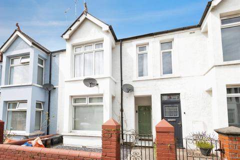 3 bed property, in Wellfield Avenue, £210,000