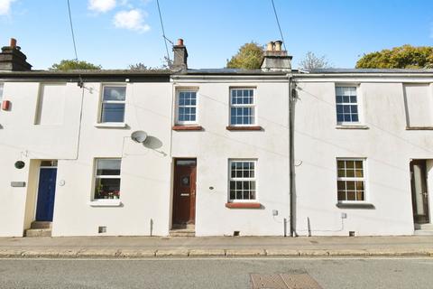 2 bed property, in West Street, £150,000