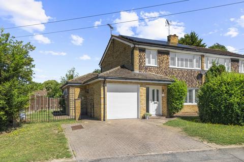 3 bed property, in Reedings Way, £535,000