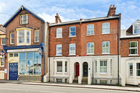 4 bed property, in Station Road West, £475,000