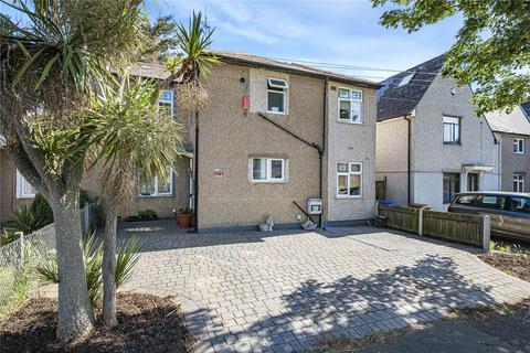 4 bed property, in Burnell Avenue, £500,000