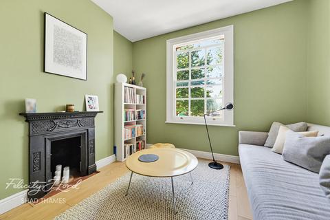 2 bed property, in Canon Beck Road, £500,000